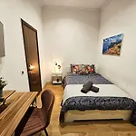By La Rambla Rooms