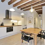 Lovely Flat At Sagrada Familia