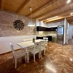 Flaugier Apartments B2