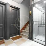 Wonderful Apartment Near Sagrada Familia