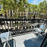 Hostal Mont Thabor