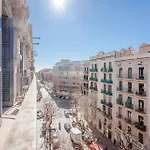 Comodo Apartamento En Sagrada Familia