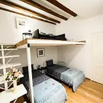 Private Rooms In Born - Barcelona