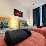 Barcelona Rambla Rooms