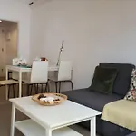 Renovated Apartment In Vila De Gracia