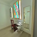 Private Rooms Near Parallel Av
