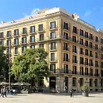 Lamaro Hotel