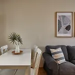Bbarcelona Urban Apartments