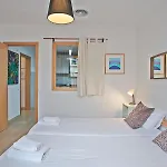 Beautiful Apartment In Las Ramblas Barcelona 6Pax