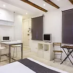 Studio Apartment Carrer Del Torrent De L\'Olla