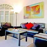 Las Ramblas Rooms