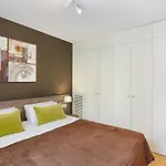 Urban District Apartments - Rambla Suites & Pool