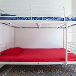 Apartamento Modernista para Grupos