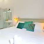 Hostal Girona