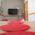 Mora Rooms