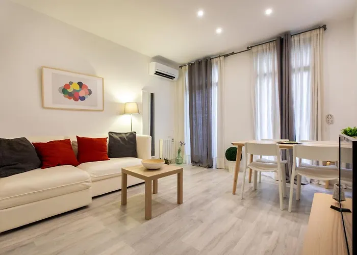 Pere Serafi 2 Bedroom Apartment