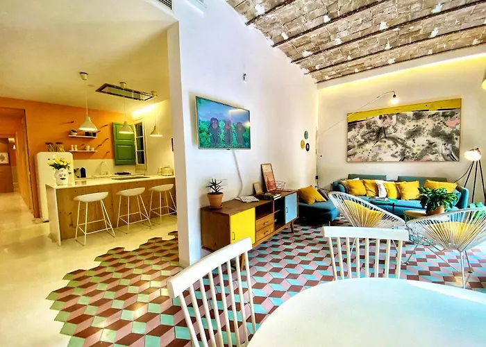 Tyche Apartment