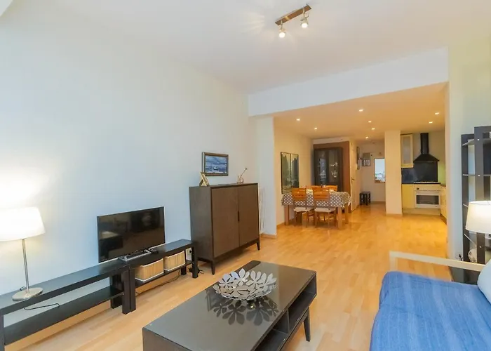 Apartment Eixample Dret Corsega Roger Lluria By Interhome