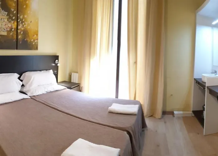Hostal Baires