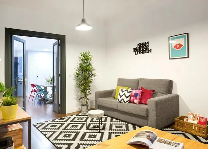Traveller House