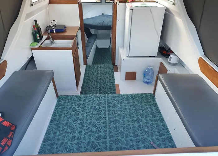 Nice Boat To Sleep In Barcelona & Parking