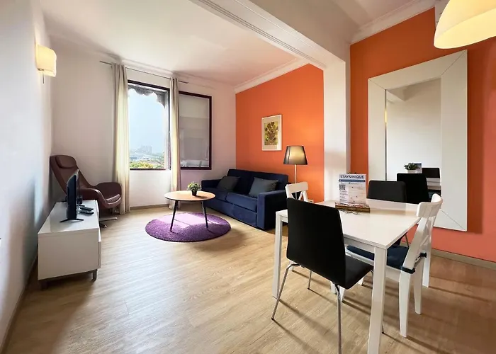 Stay U-Nique Apartments Colom