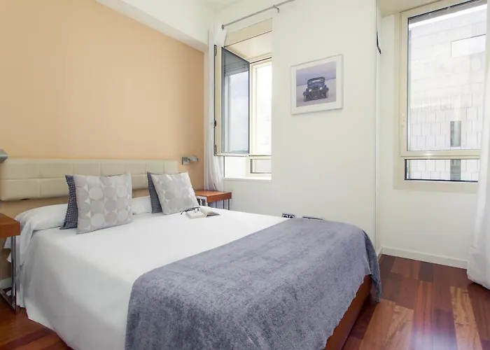 Friendly Rentals Plaza Catalunya
