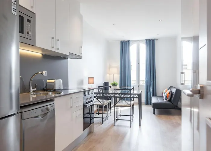 Bright Apartment With Balconies 34