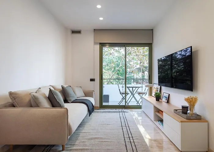 Cozy Apartment Les Corts