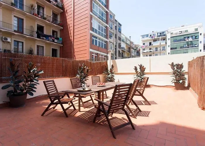 Stylish And Centric 2-Bedroom Apartment In Eixample &Terrace P2