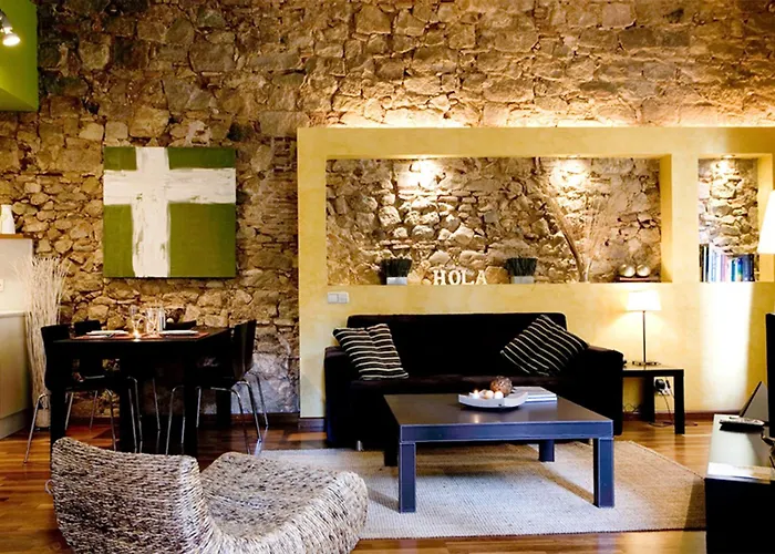 Picasso Apartment