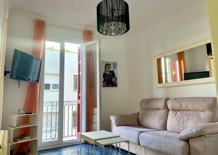 Elegantniy Poble Sec