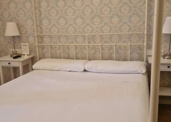 Lumine Luxury Suites By Gaiarooms