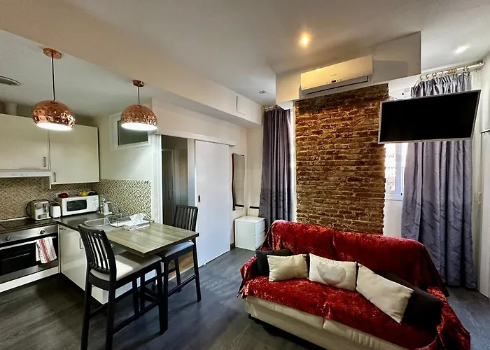 Nice Apartment Close To Park Guell1