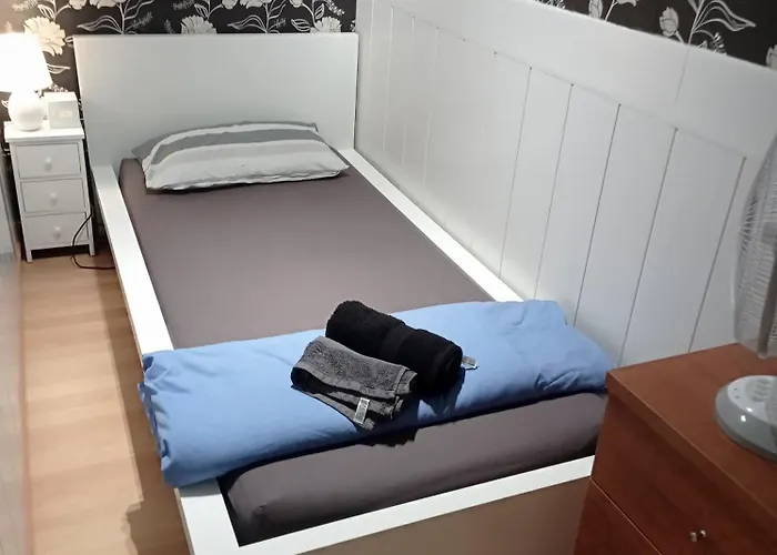 Small Single Private Room Center City