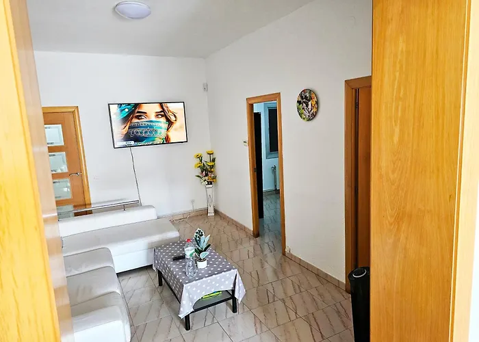 3 Bedroom Luxury Apartment In Barcelona