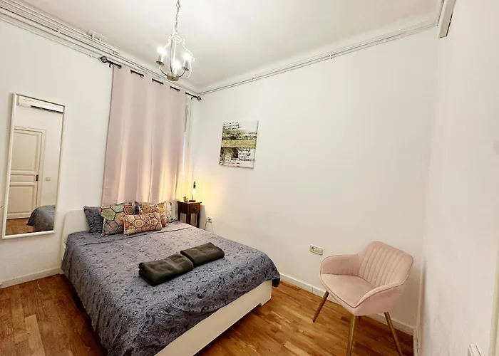 Oasis Rooms Barcelona - Plaza Urquinaona