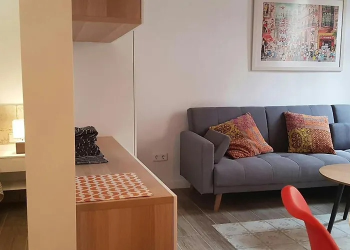 Sant Antoni 4 - Downtown Barcelona. Modern
