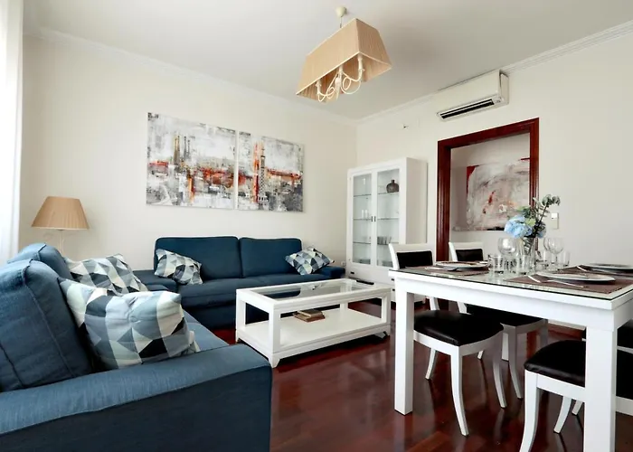 Classbedroom Fira Business Apartment