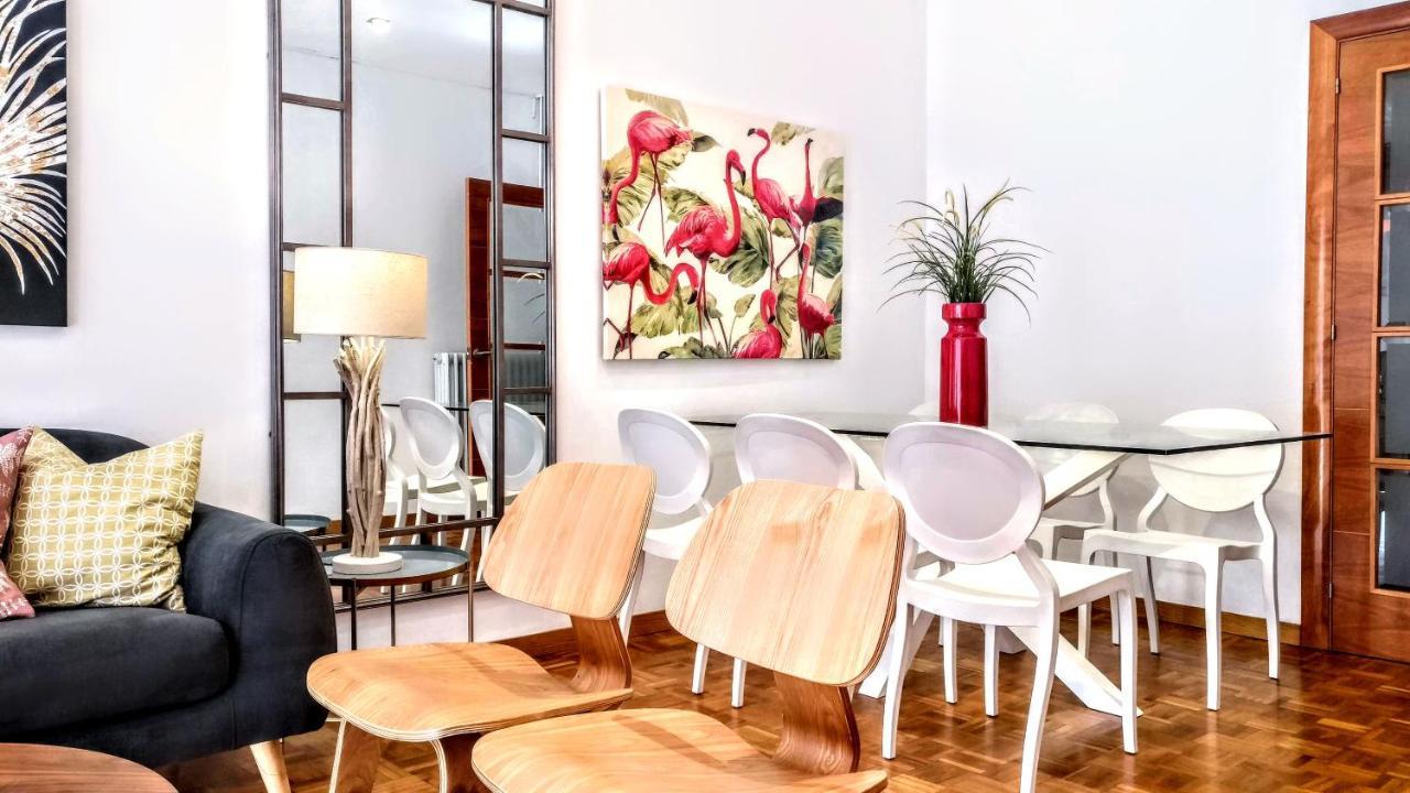 Livingstone Apartment *
