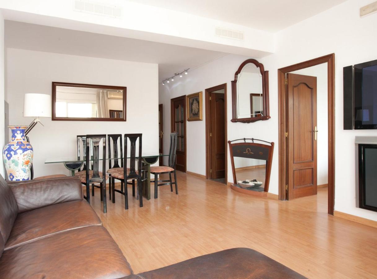 Apartment Penthouse With Terrace In Rambla Catalunya -centre Barcelona