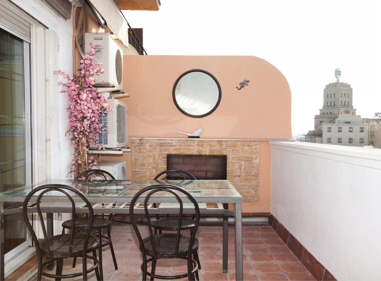 Penthouse With Terrace In Rambla Catalunya -centre Apartment *
