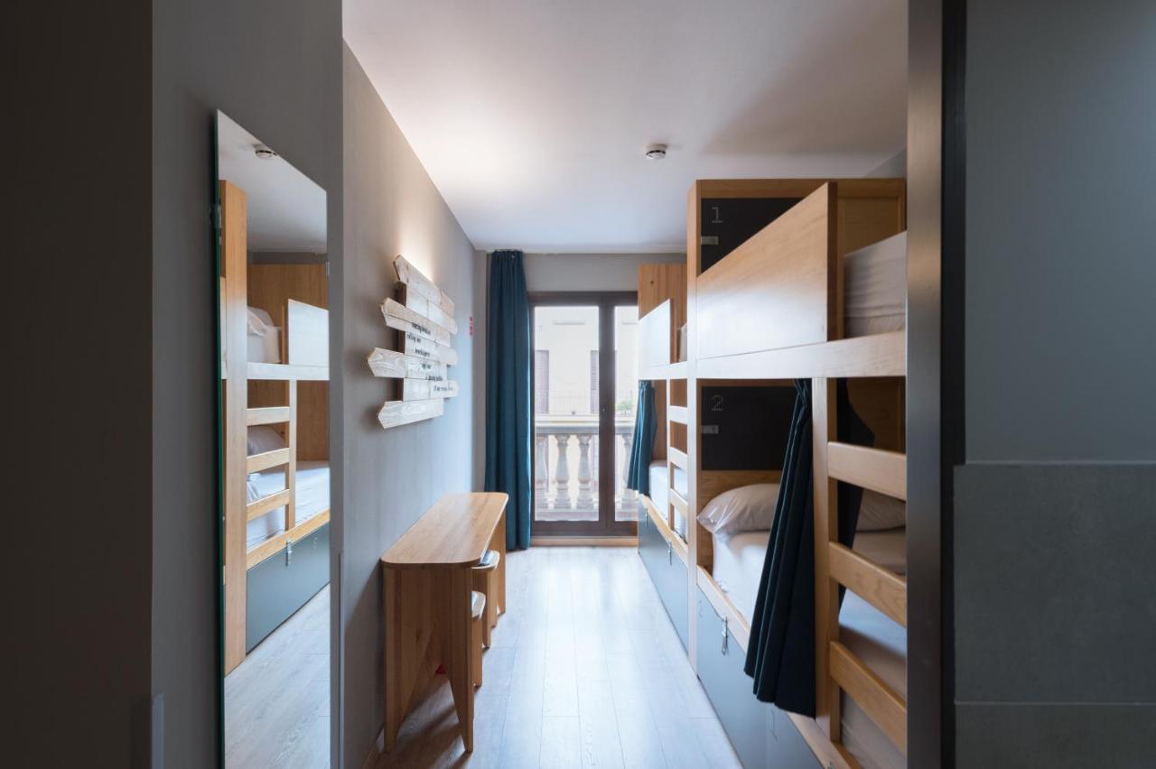 Yeah Hostal
