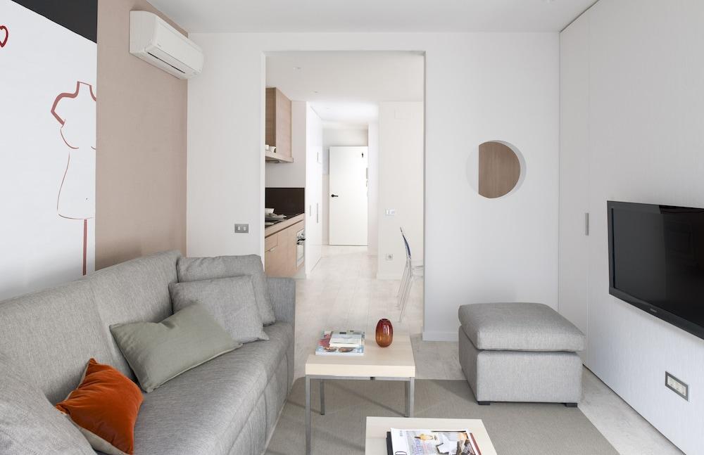 Eric Voekel Boutique - Bcn Apartment