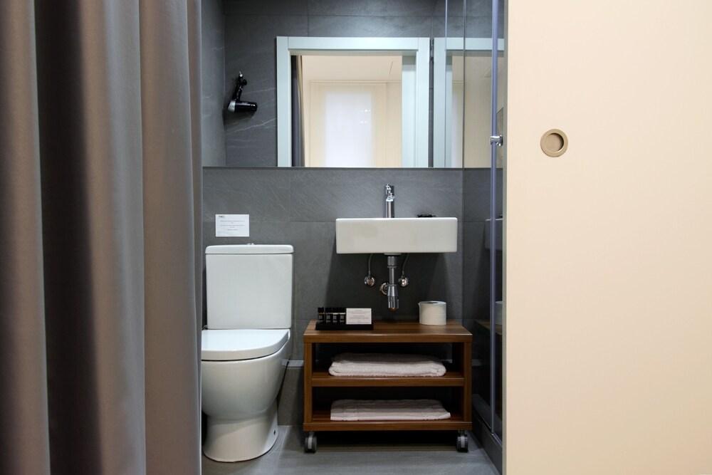 The 8 Boutique Bed and breakfast 3*