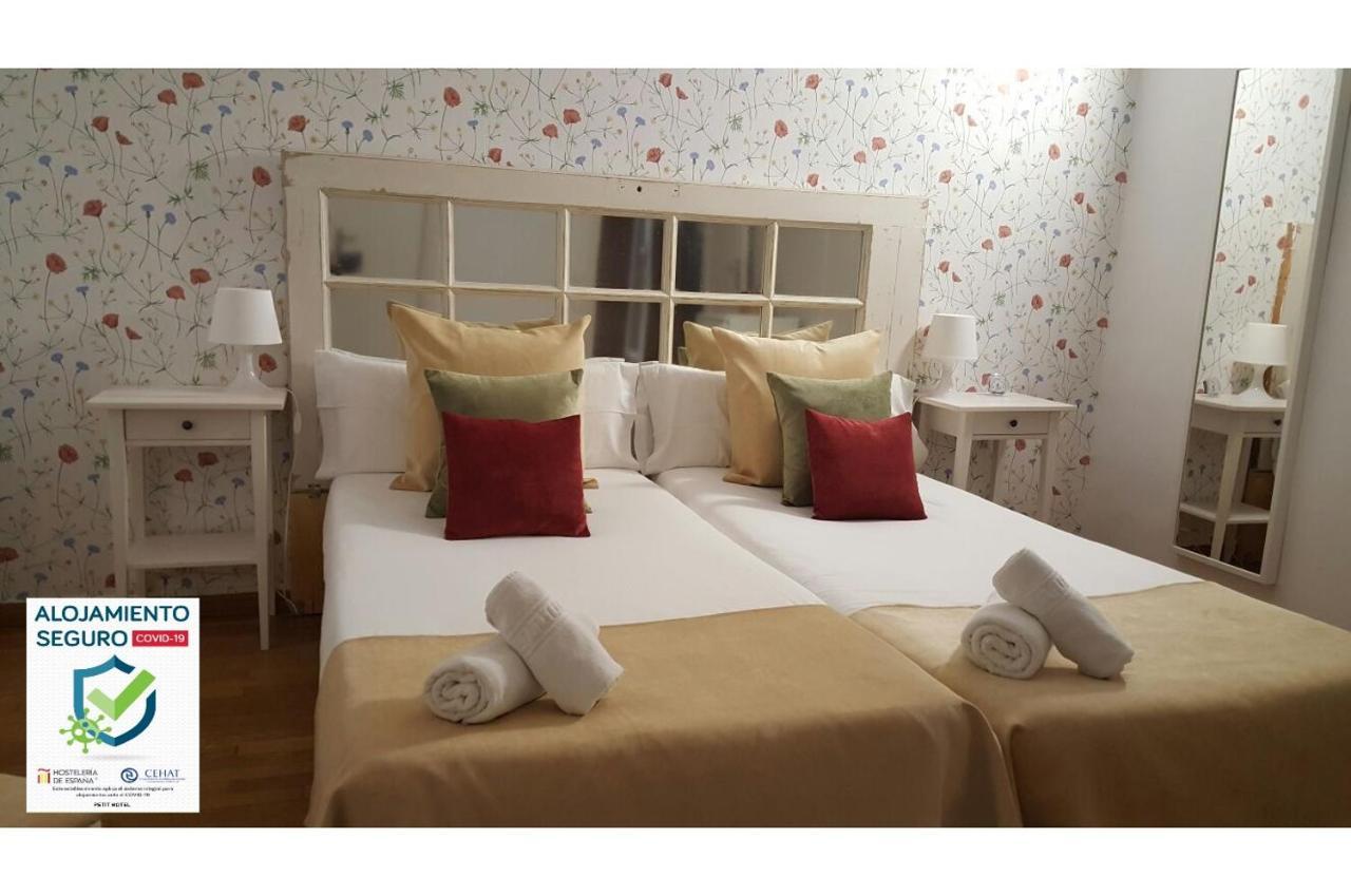 Petit Guest house 2*