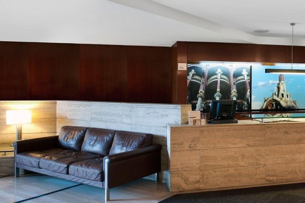 Hotel Catalonia Park Güell 3*