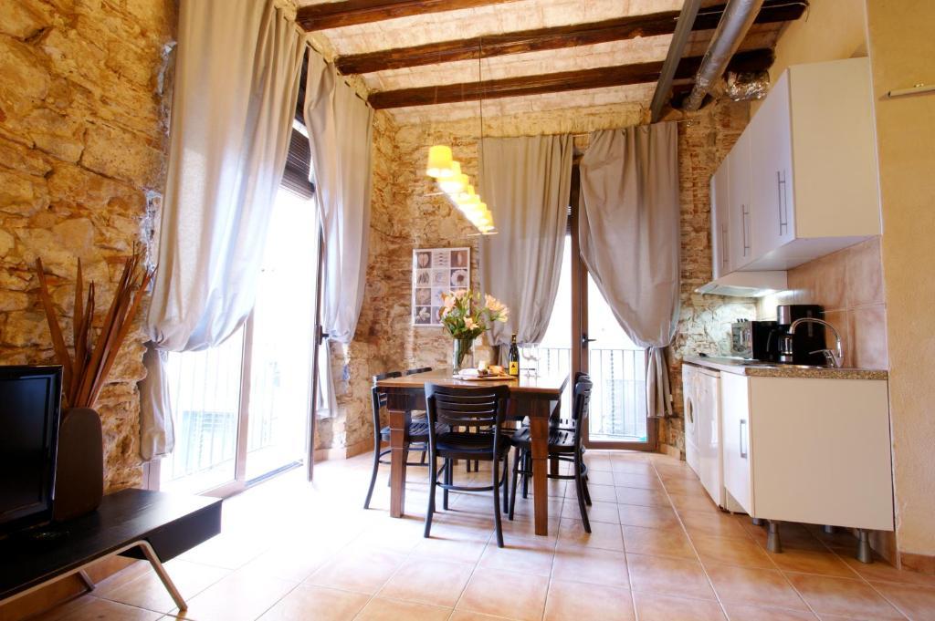Deco Barcelona-born Apt. Apartment