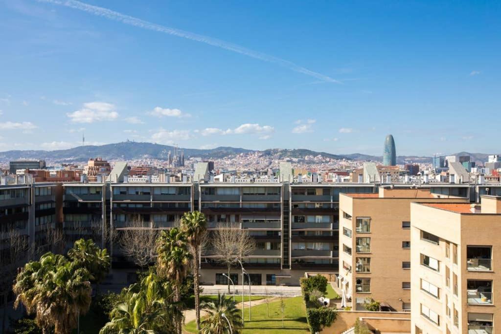 Sea Views & Skyline Apartment Barcelona