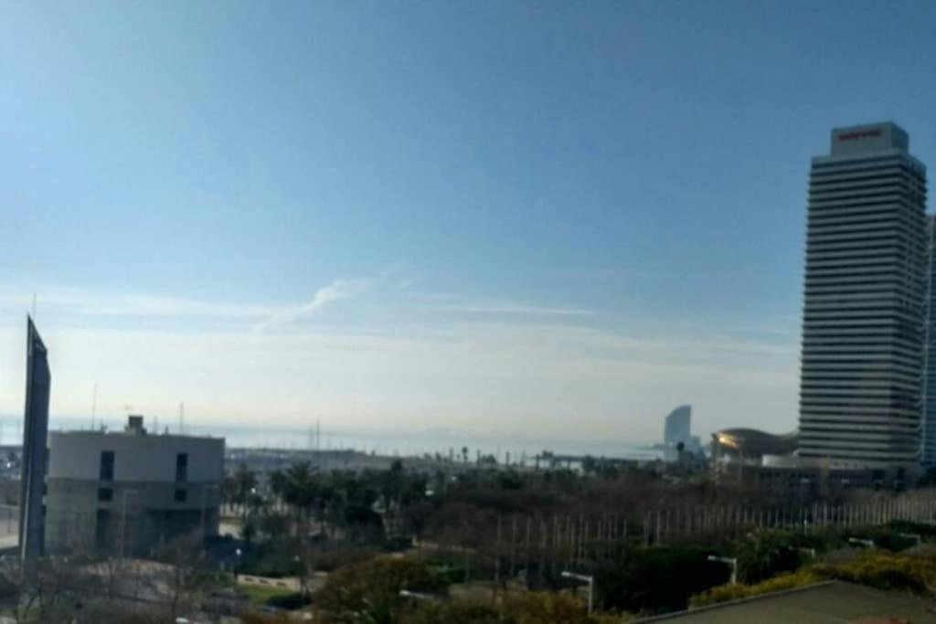 Apartment Sea Views & Skyline